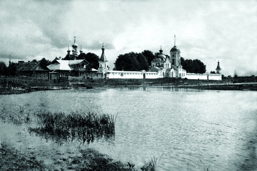 Николо-Столпенский монастырь. Белый Омут, Вышневолоцкий район. Фото из архива Е.И. Ступкина.